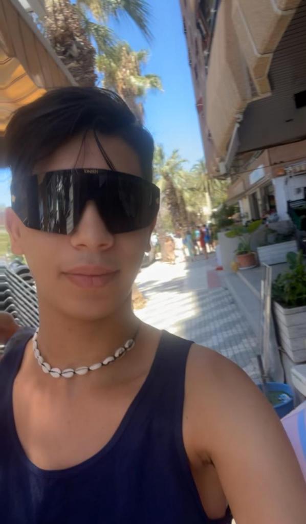 600683473: Chico busca chica en Málaga