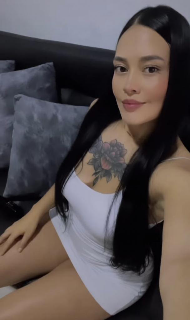 Chica busca chico en Cádiz: 