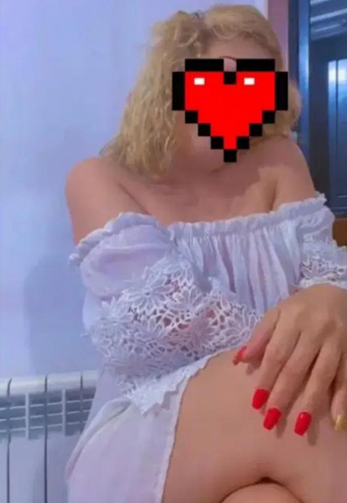 Chica busca chico en La Coruña: 