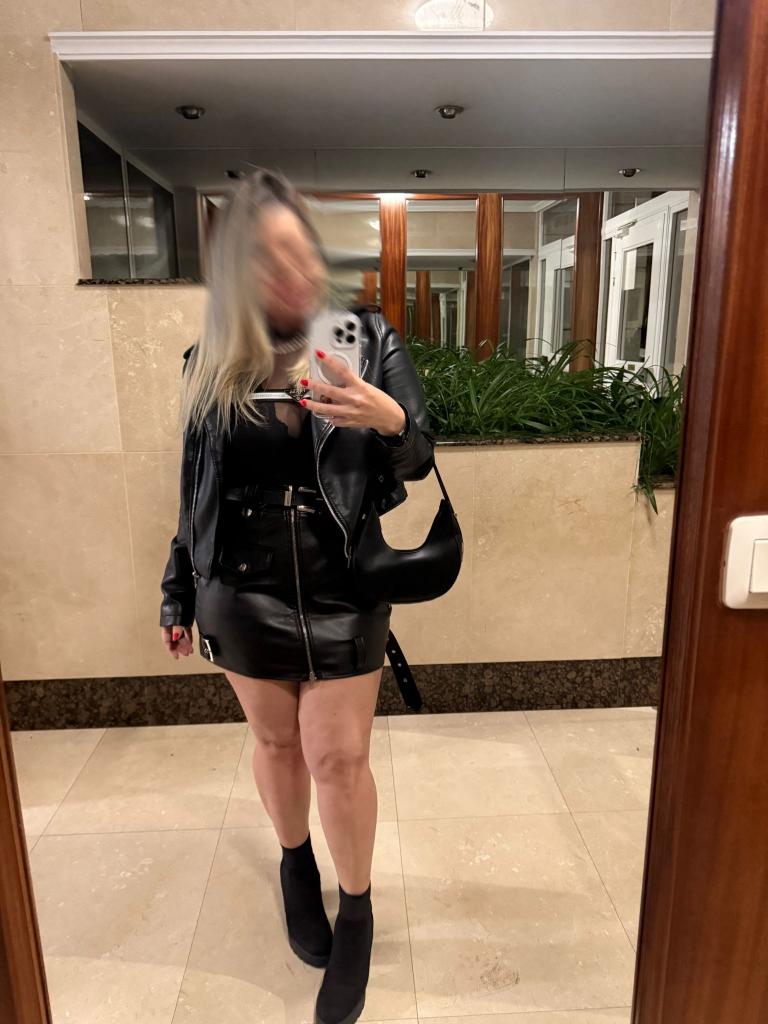 Chica busca chico en Lugo: 