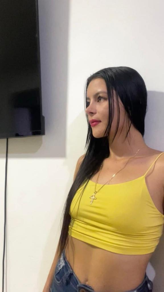 Chica busca chico en Valencia: Chica busca chico