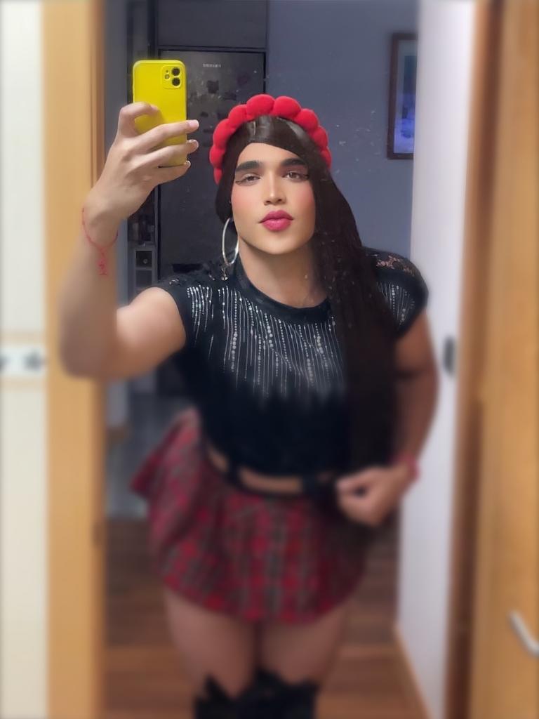 643884243: Travesti en Cádiz