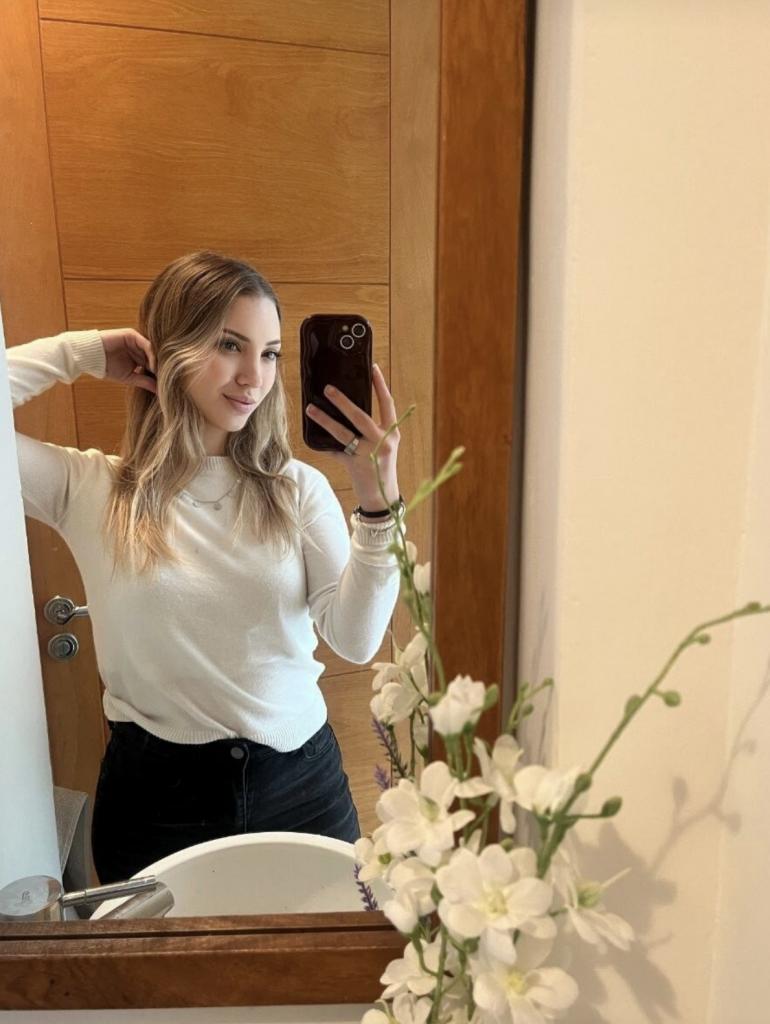 Chica busca chico en Almería: 