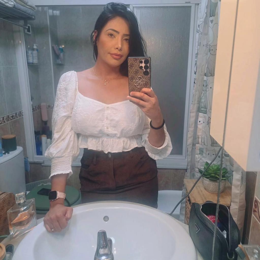 Chica busca chico en Alicante: 