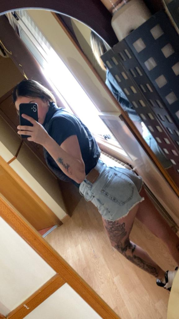 633870242: Chica busca chico en Alicante