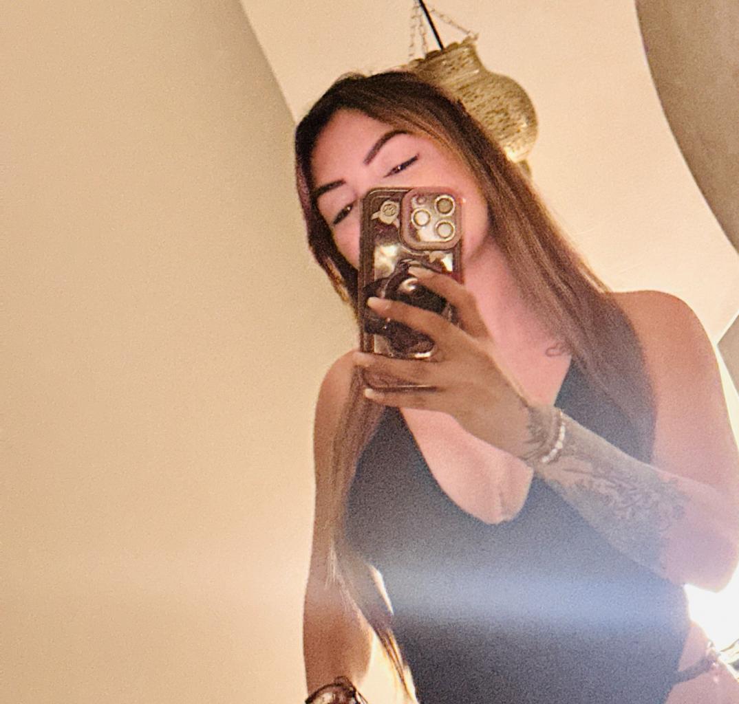 Chica busca chico en Cádiz: 