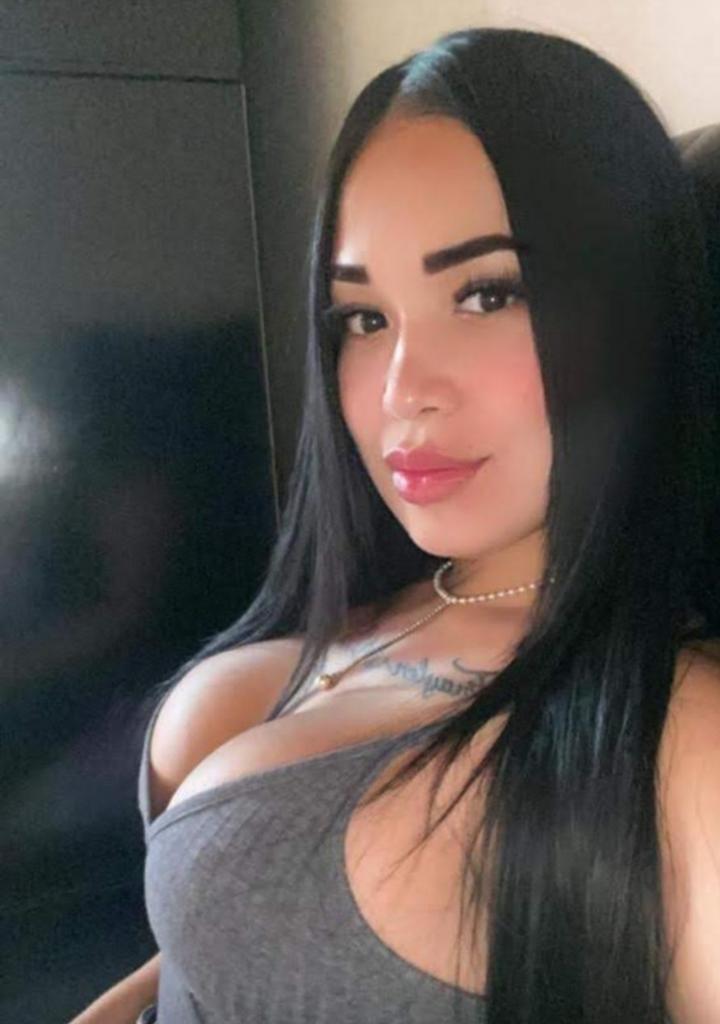 Chica busca chico en Tenerife: 