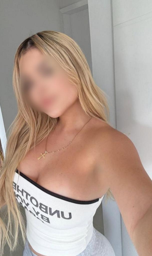 Chica busca chico en La Coruña: 