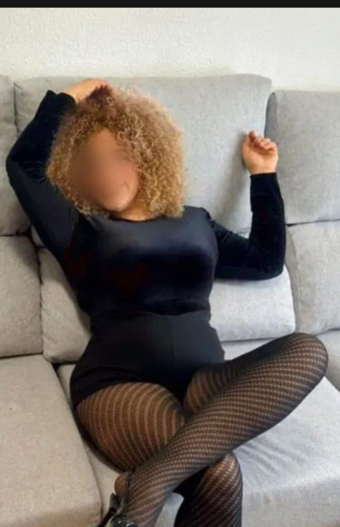 Chica busca chico en Huesca: 