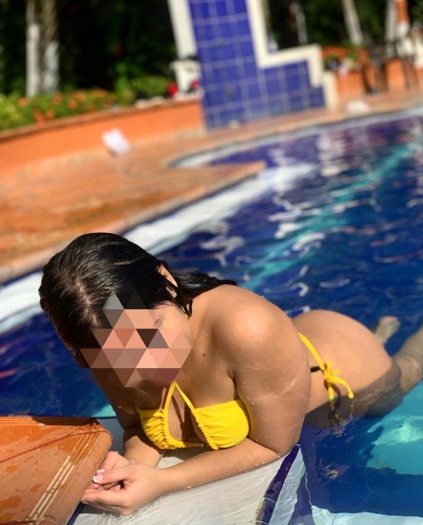 641962068: Chica busca chico en La Coruña