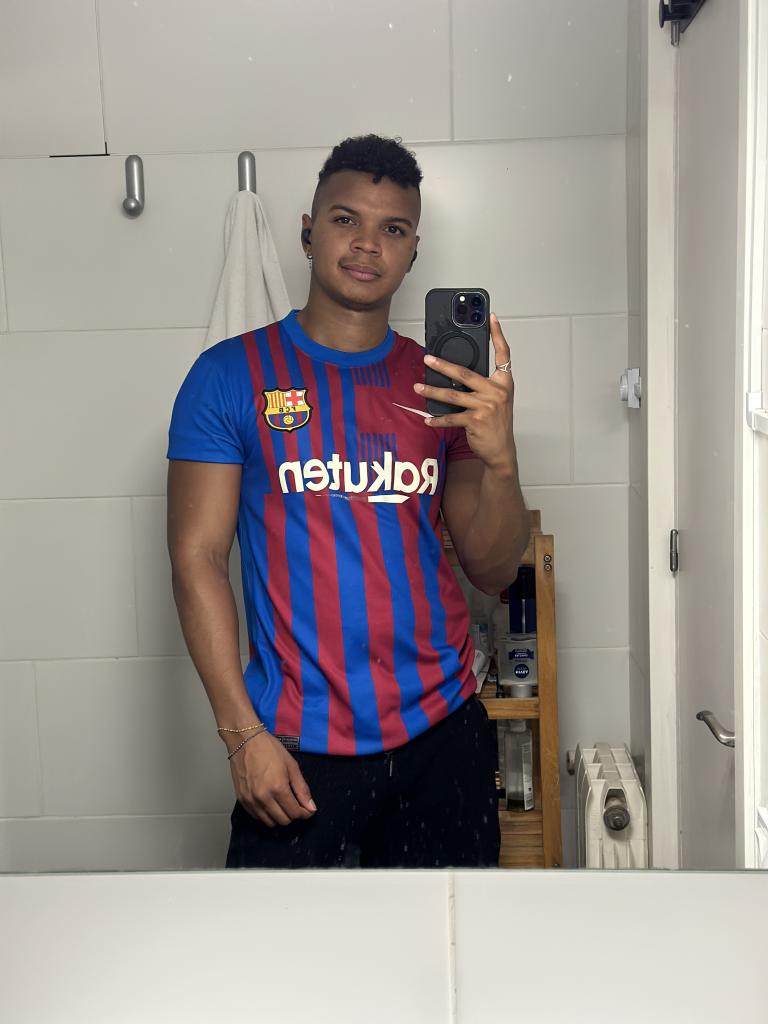 Chico busca chica en Barcelona: 