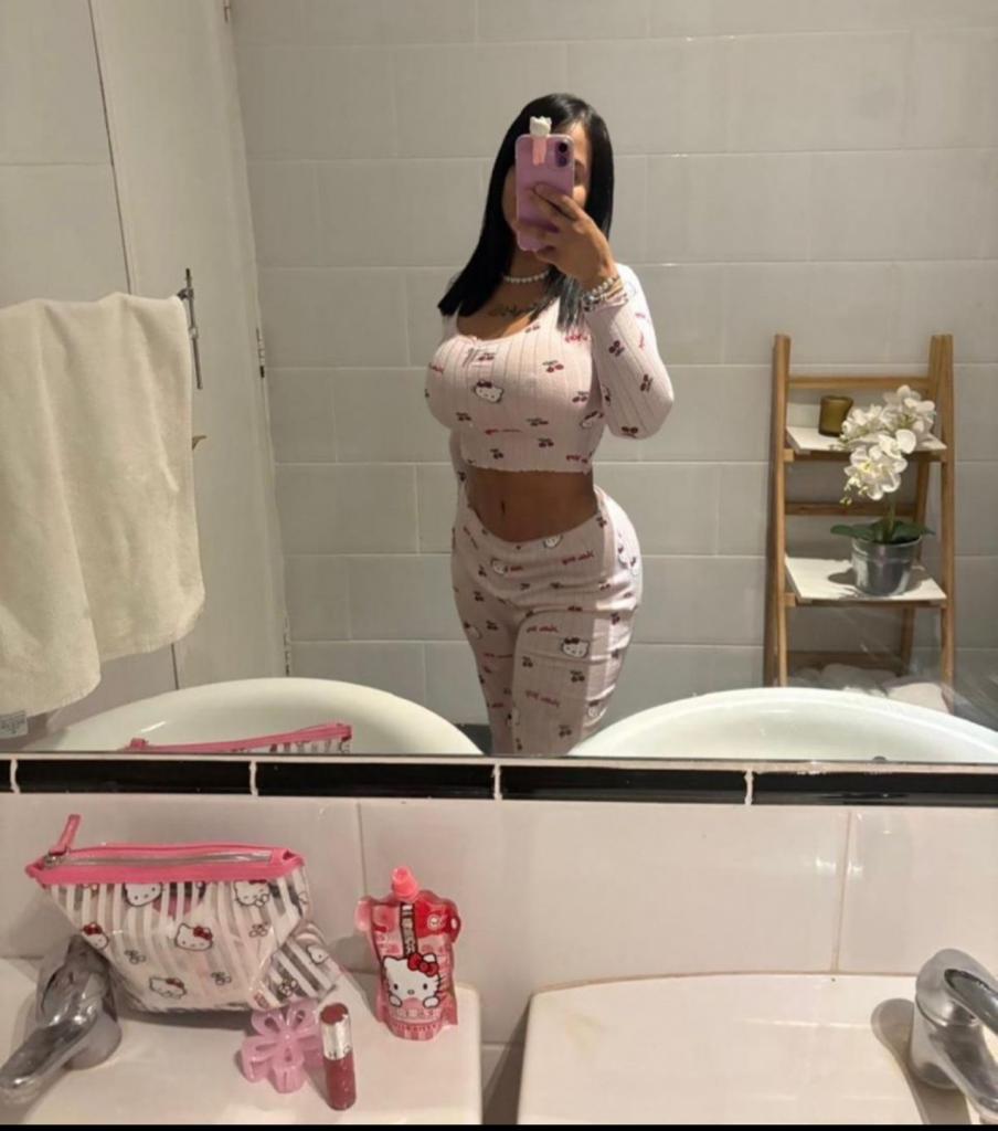 Chica busca chico en Tenerife: 