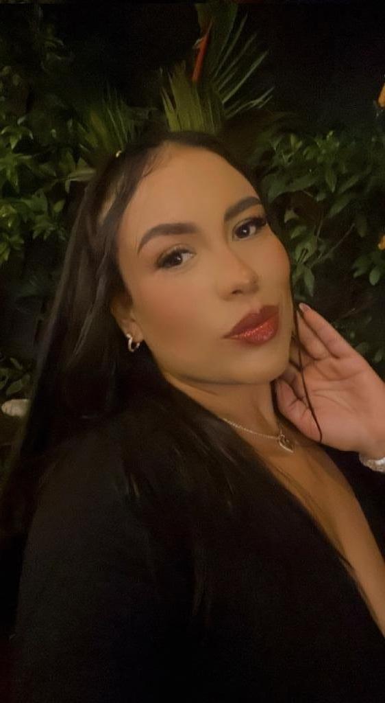 662161847: Chica busca chico en Gerona