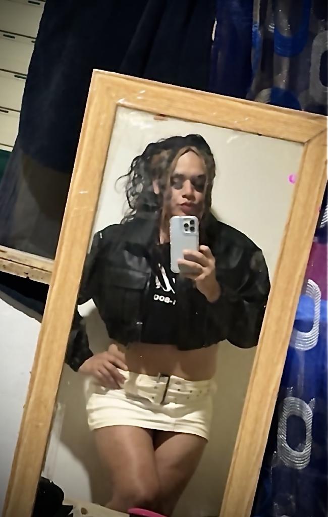 694279364: Travesti en Badajoz