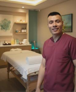 642749483: Chico busca chica en Valencia