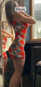 637006945: Chica busca chico en Madrid