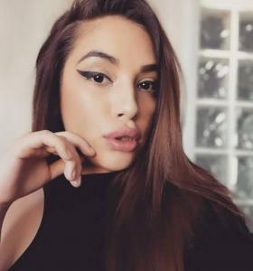 672958884: Chica busca chico en Alicante