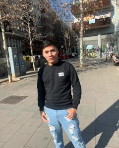631232992: Chico busca chica en Valencia