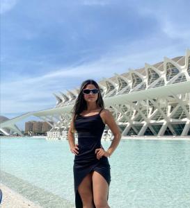614688967: Chica busca chico en Alicante