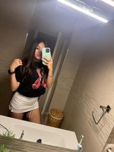 655311207: Chica busca chico en Valencia