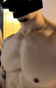 644364524: Chico busca chica en Alicante
