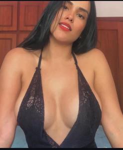 631961178: Chica busca chico en Tarragona