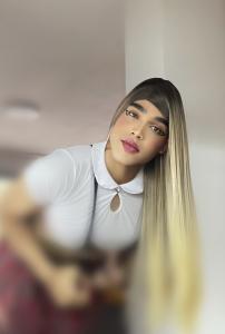 643086273: Travesti en Cádiz