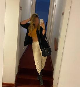 613699623: Chica busca chico en Madrid