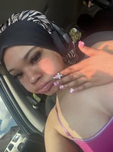 641067374: Chica busca chico en Barcelona
