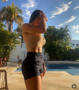 637822810: Chica busca chico en Barcelona