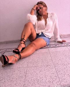 664802797: Chica busca chico en Murcia