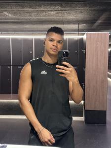 631780828: Chico busca chica en Barcelona