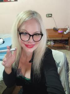 613898263: Chica busca chico en Valencia