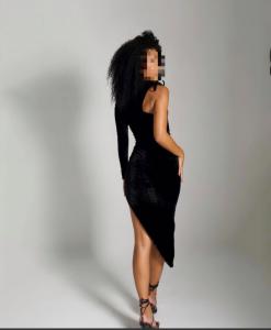 604939862: Chica busca chico en Madrid