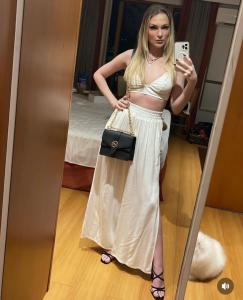 667041524: Chica busca chico en Zaragoza