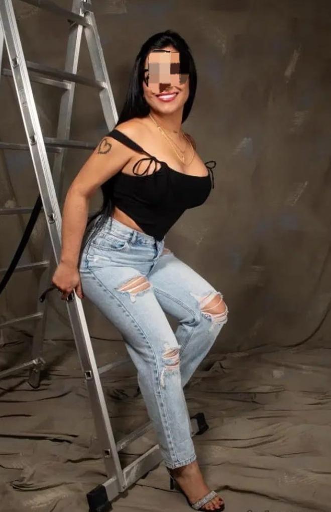Chica busca chico en Sevilla: 