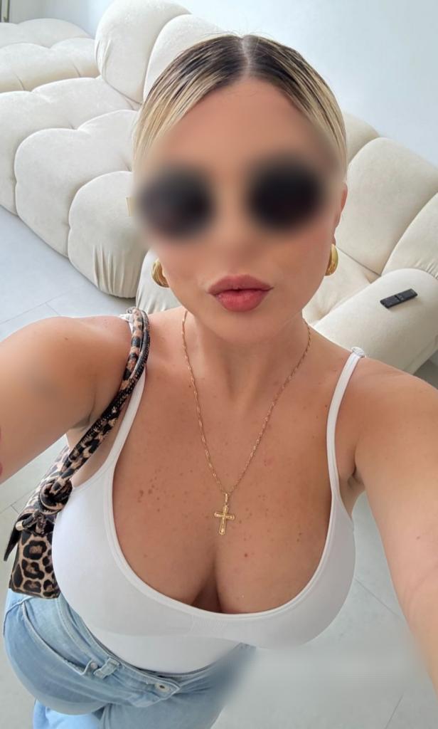 Chica busca chico en La Coruña: 