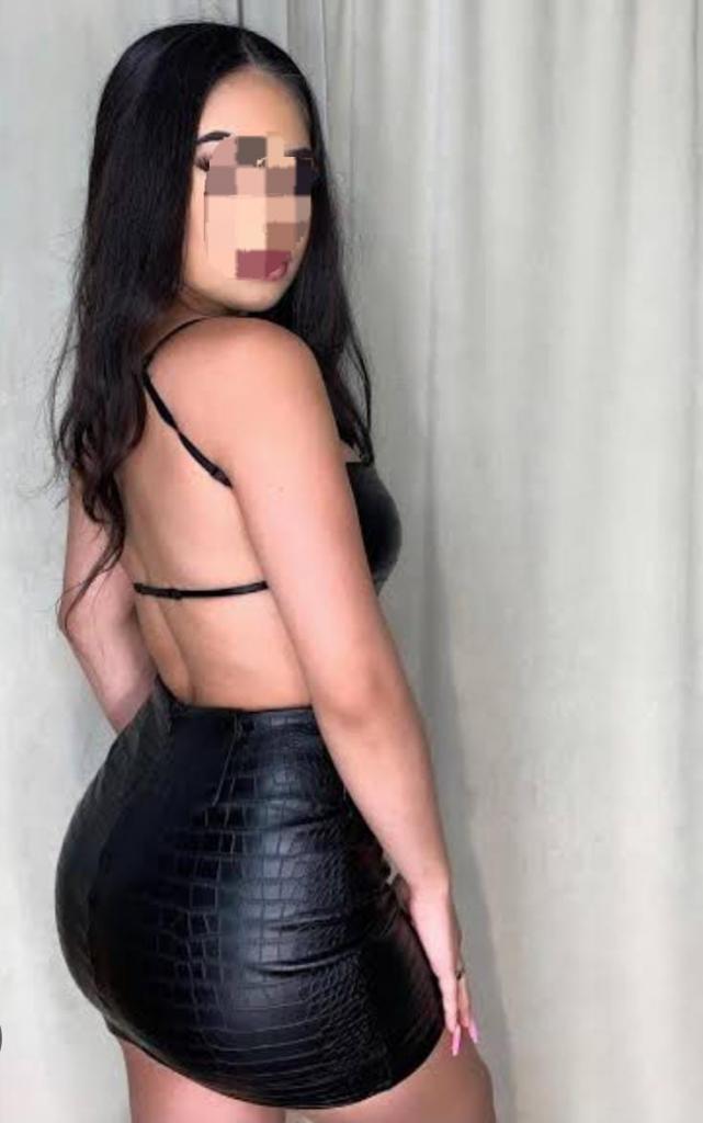 Chica busca chico en Sevilla: 