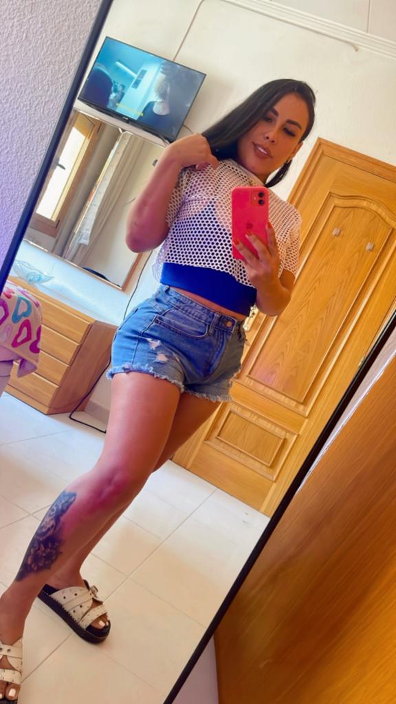 662161847: Chica busca chico en Gerona