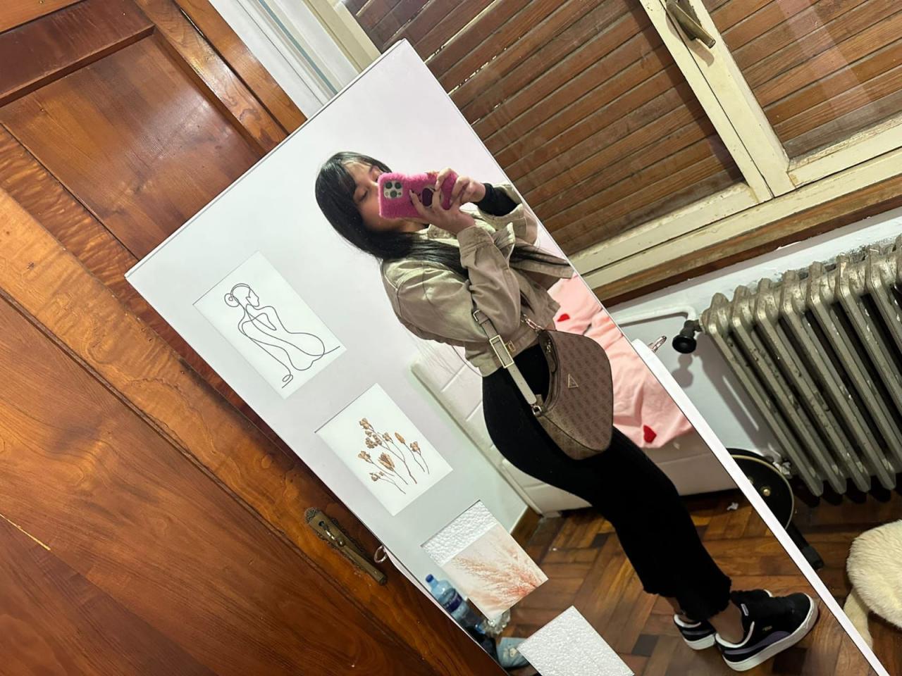 Chica busca chico en Sevilla: 