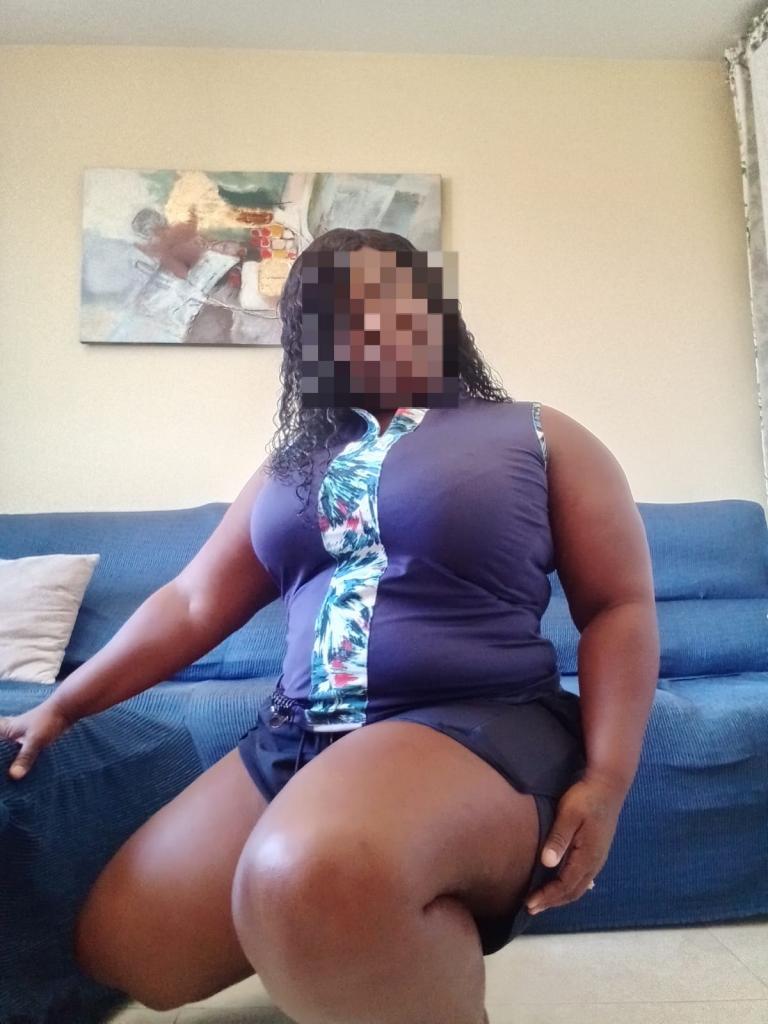 Chica busca chico en Tenerife: 