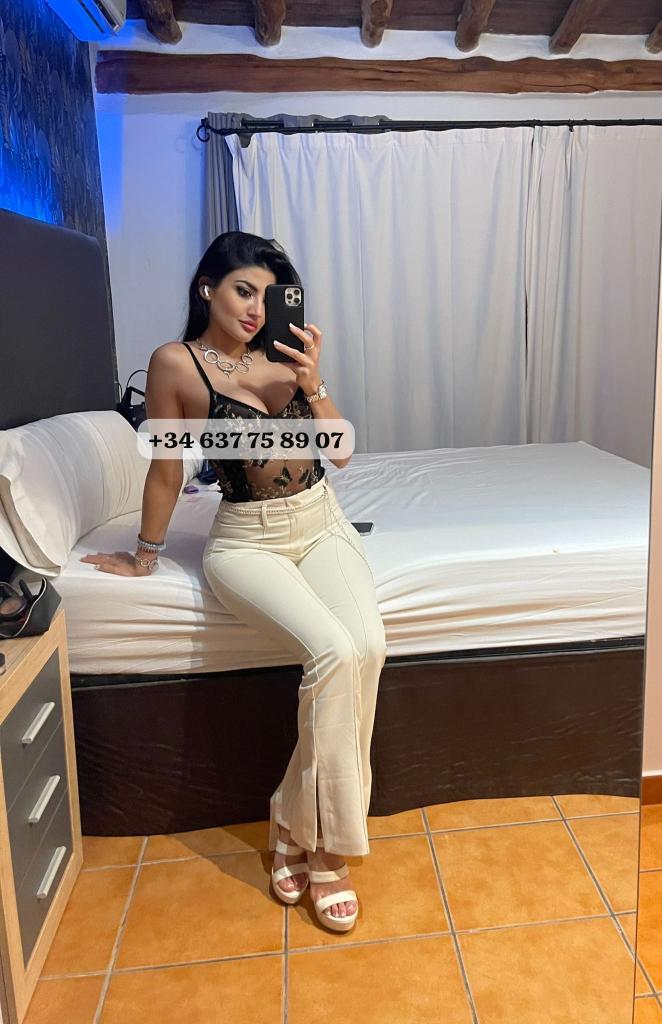 Chica busca chico en Sevilla: 