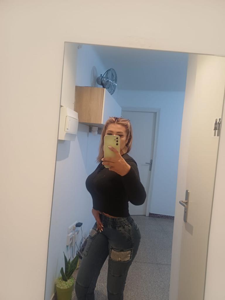 Chica busca chico en Lérida: 