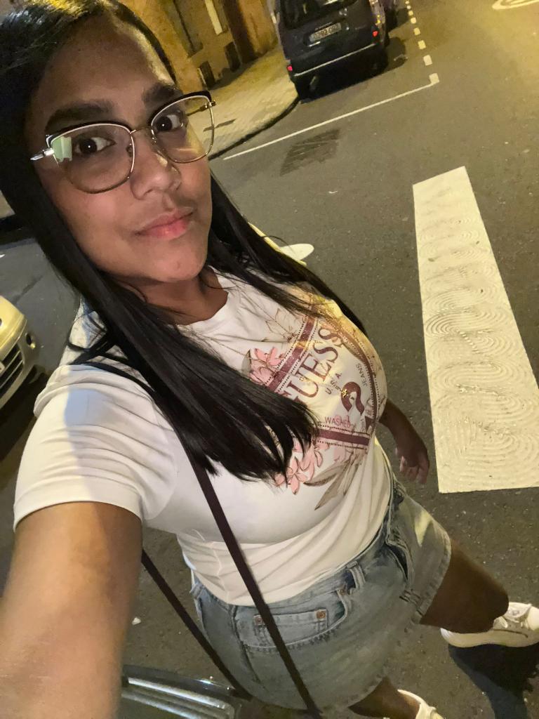Chica busca chico en Alicante: 