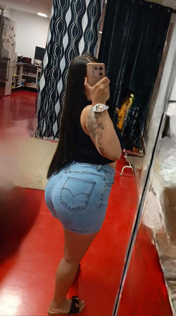 Chica busca chico en Tenerife: 