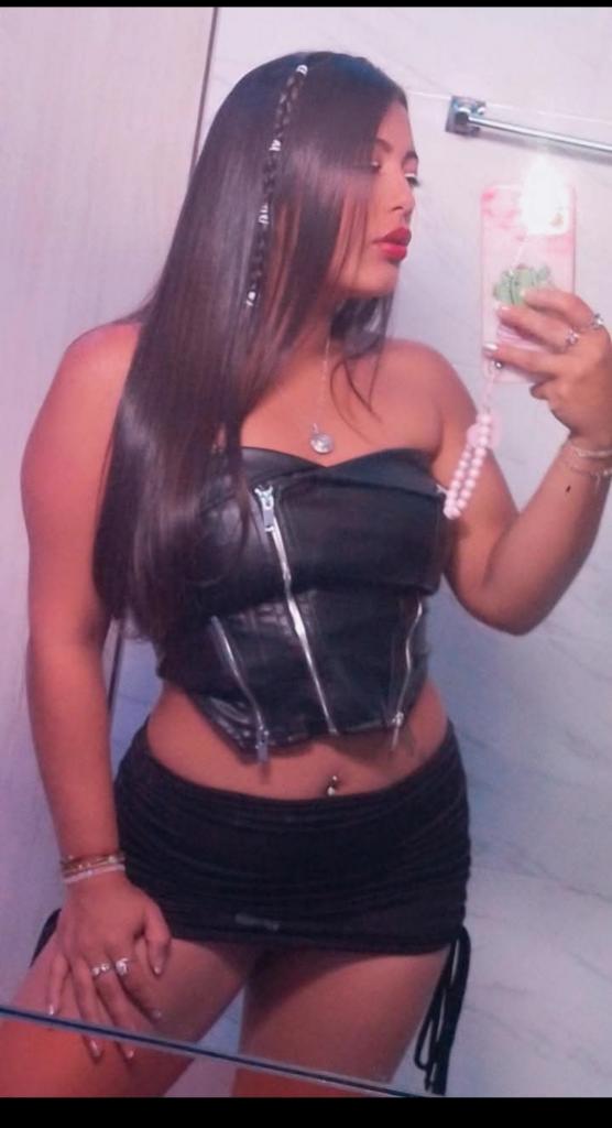 Chica busca chico en Zaragoza: Chica busca chico