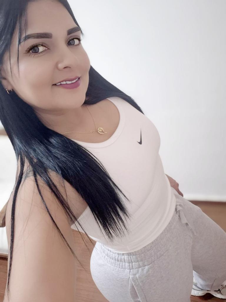 Chica busca chico en Córdoba: Chica busca chico