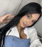 613731191: Chica busca chico en Barcelona