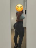 624907289: Chica busca chico en Madrid