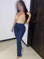 643289519: Chica busca chico en La Coruña